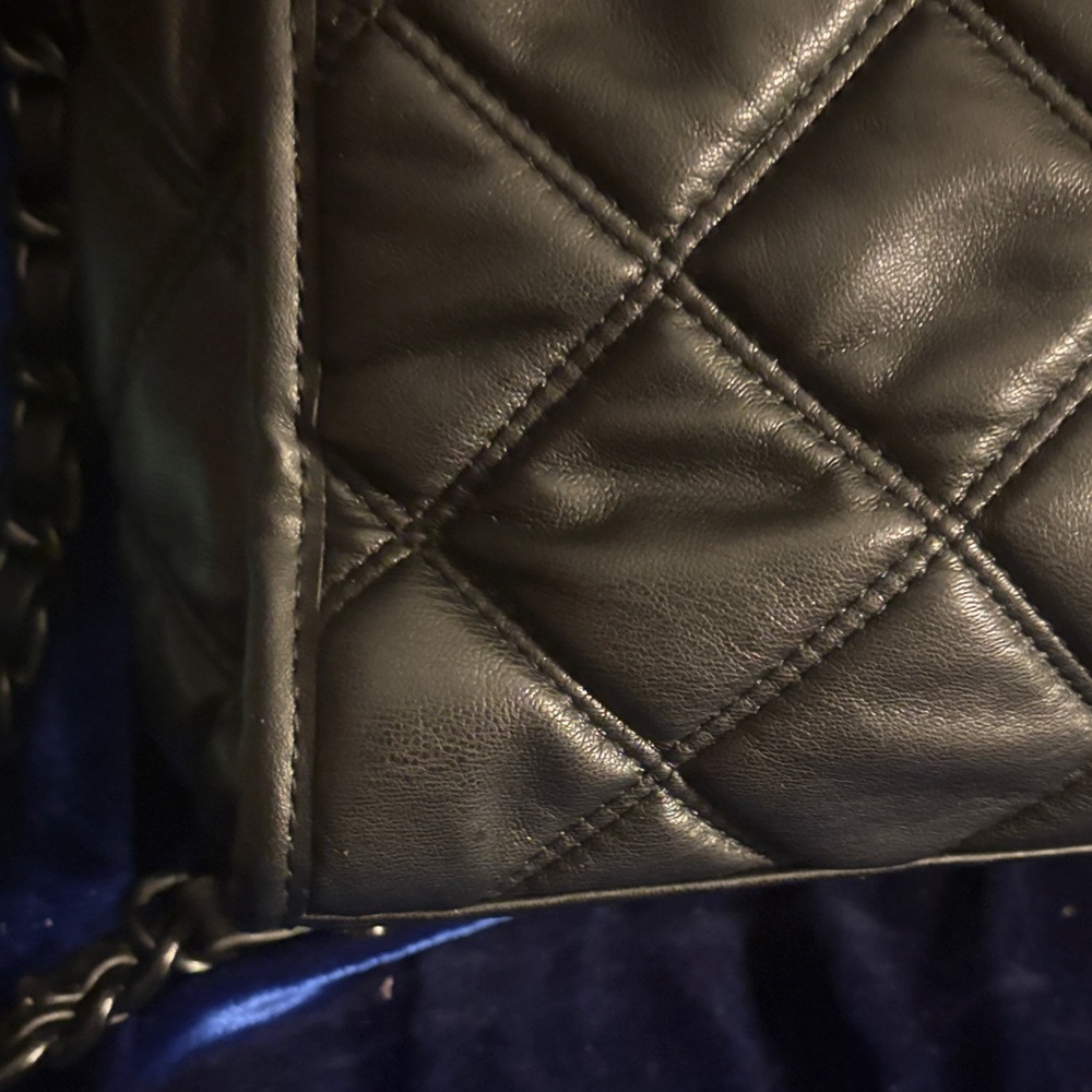 STEVE MADDEN Bfaire Quilted Tote Bag in Black Handbag - Picture 13 of 13